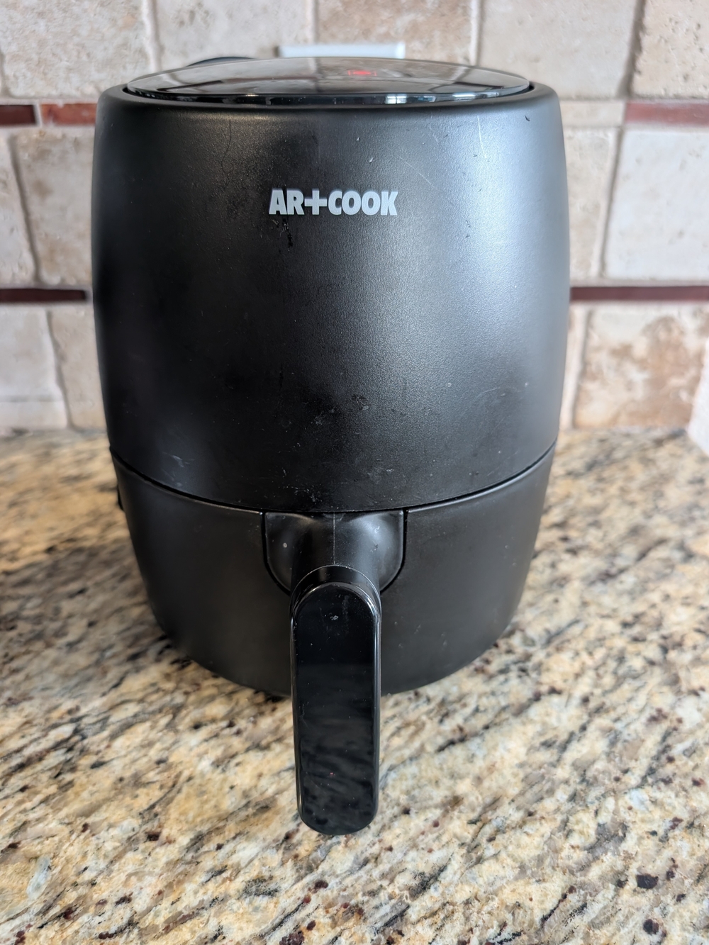 R+Co Black Countertop Air Fryer with Front Basket Handle